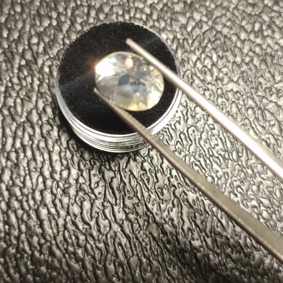 Faceted Clear Morganite Gemstone #136 - Picture 5 of 7